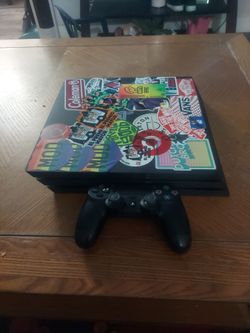 PLAYSTATION 4 PRO 1TB