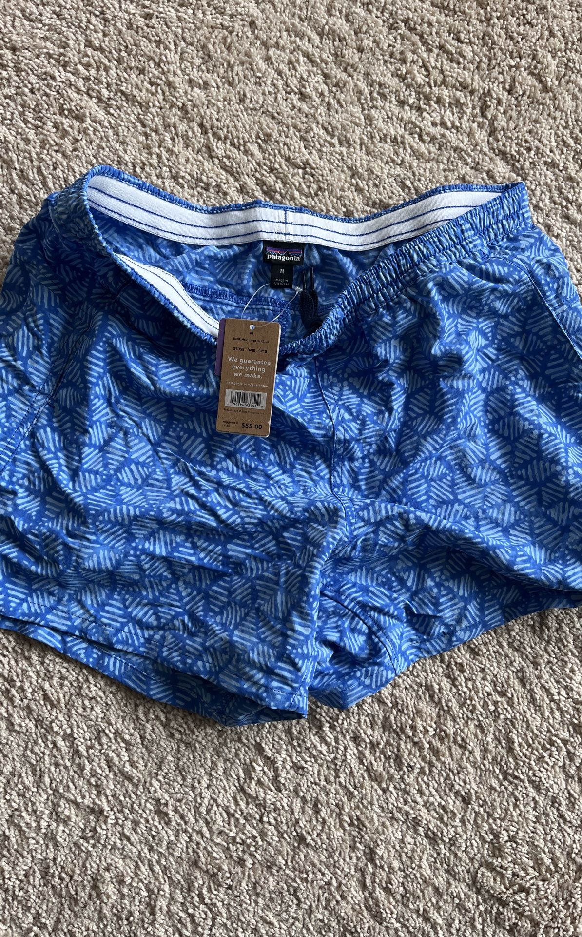 NWT Patagonia W Baggies, Size Med