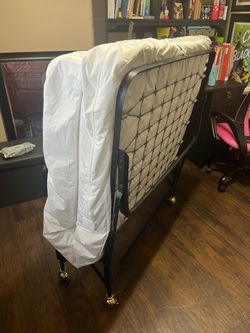 Roll Away Bed