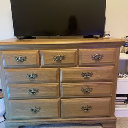 Bedroom Set Full/Queen  7 Pc Set