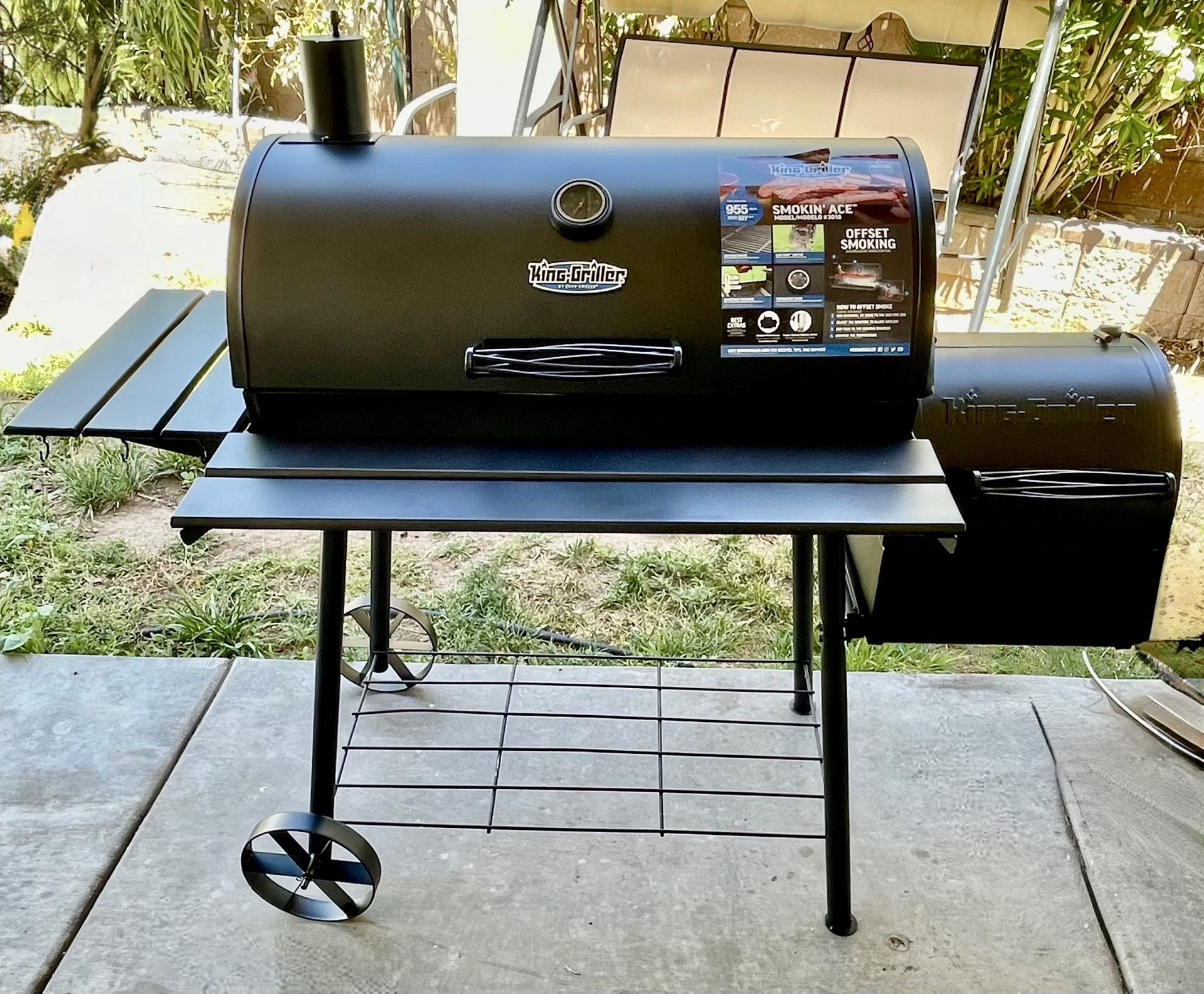 Char-Griller Smokin' Ace Charcoal Grill, Black
