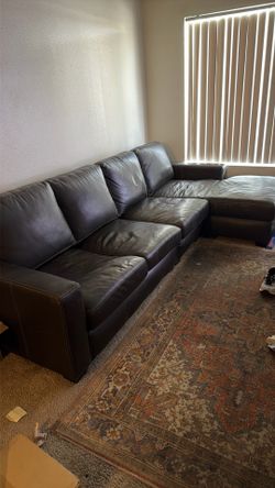 Leather L Sofa  / paid $2800 for it / Excellent Condition!!