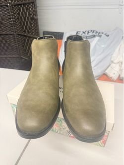 Madden boots