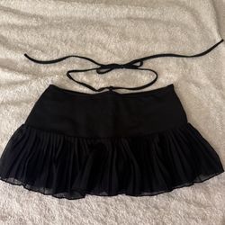 Black mini skirt