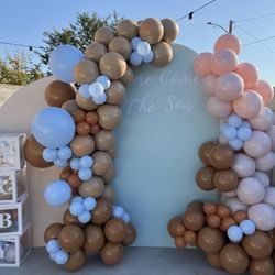 Baby Shower Balloon Garland and Backdrop