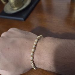 Icex Out Ball Bracelet In Gold
