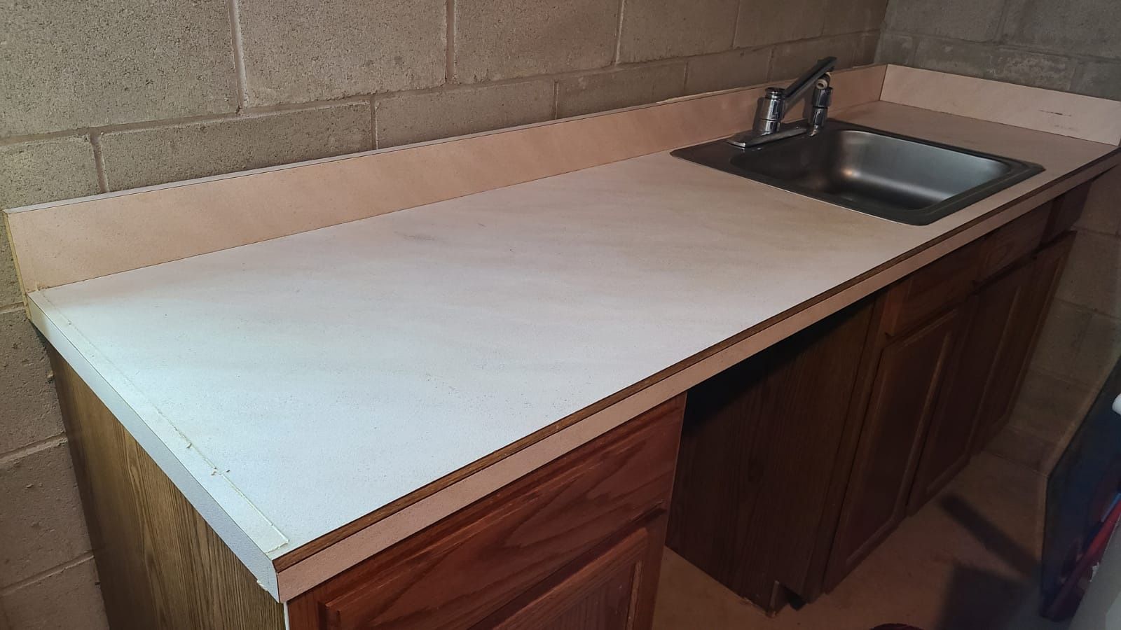 Old kitchen countertop with cabinets for free