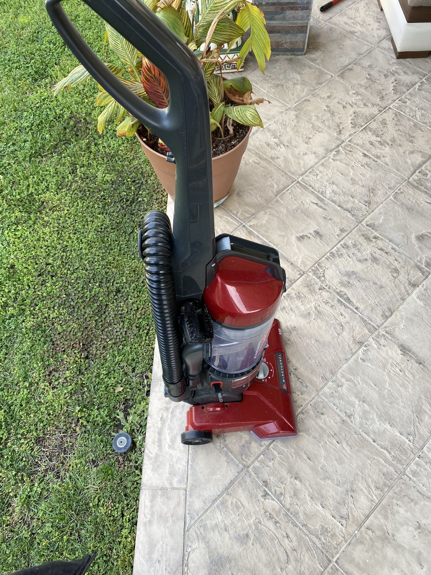 Hoover Windtunnel Vacuum