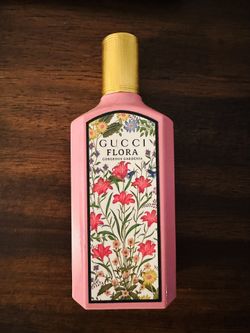 GUCCI FLORA Perfume