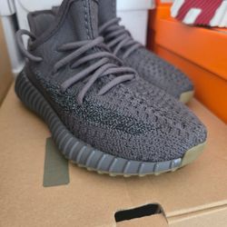 Yeezy 300 kids