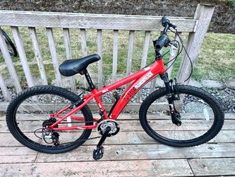 Diamondback bike 🚲 24”