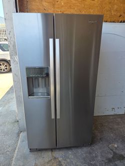 Whirlpool Refrigerator