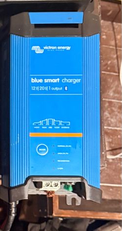 Victron Energy Blue Smart IP22 Battery Charger — 12V / 20A / 1 Output with Bluetooth