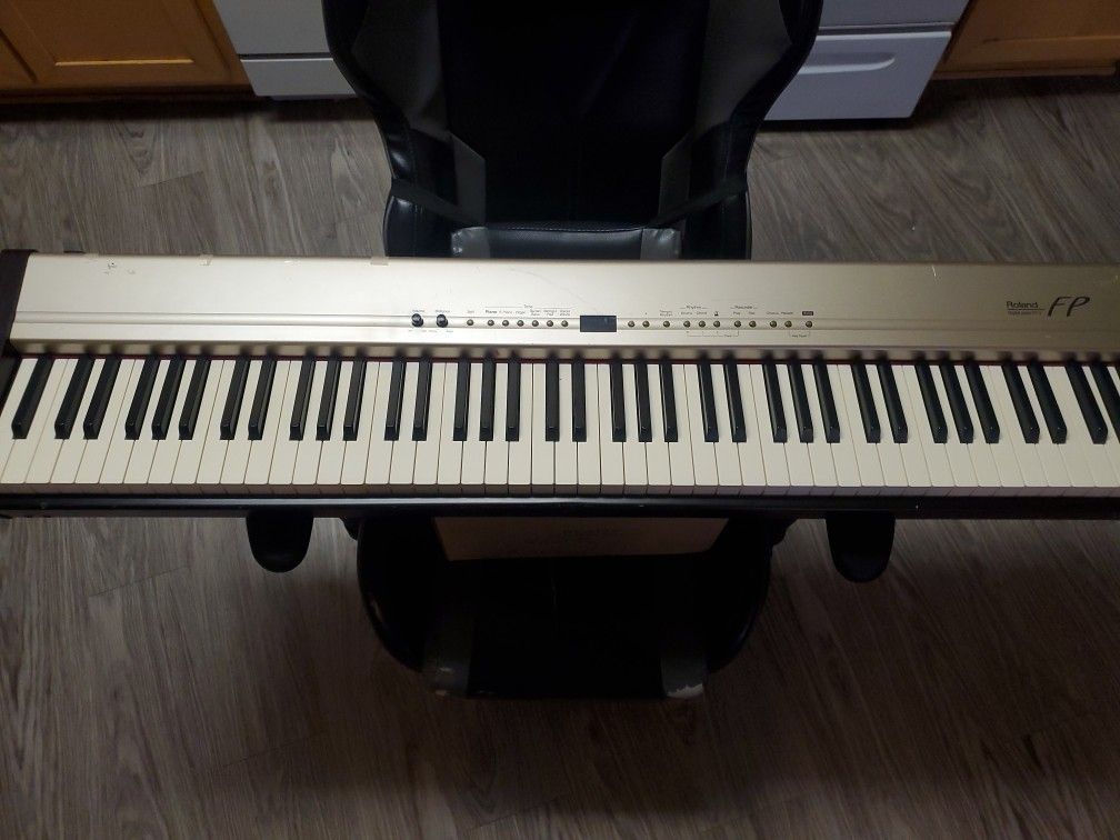 Roland Digital Piano FP-3. 88 keys