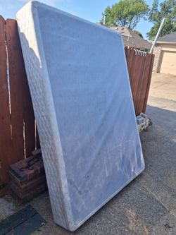 Box Spring (Queen)/Base para Colchón (Queen)