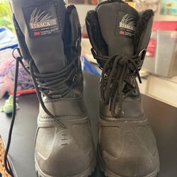 Snow Boots - Youth Size 2
