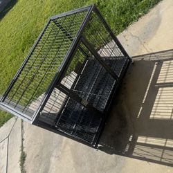 Dog Cage Used But Good Conditions. 