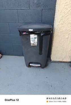 Trash box