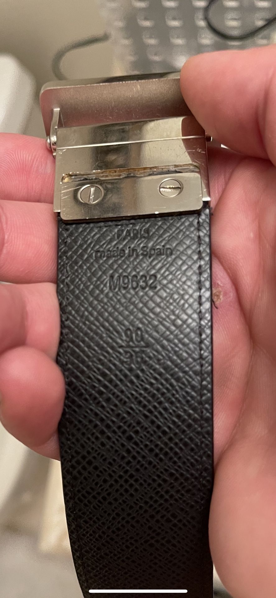 Authentic Men’s Louis Vuitton Inventeur Damier Graphite Belt with  reversible strap for Sale in Fort Lauderdale, FL - OfferUp