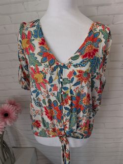 Rose + Olive Floral top size L