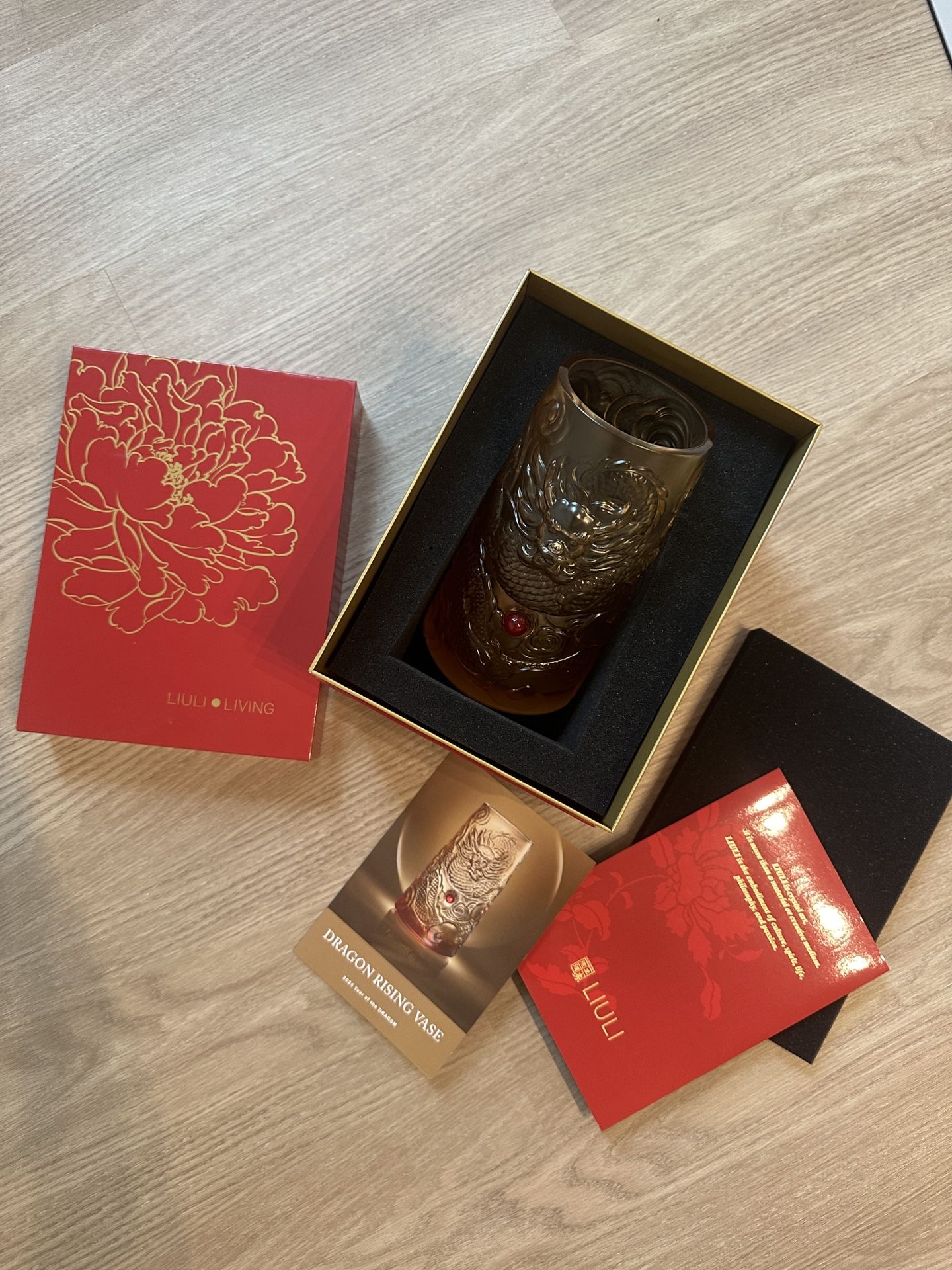 LIULI Crystal Art 2024 Dragon Vase