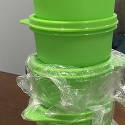Tupperware 