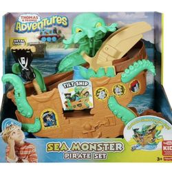 Thomas & Friends Thomas & Friends Adventures Sea Monster Pirate Playset