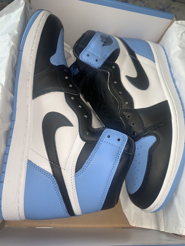 Brand New Men's Air Jordan Retro 1 High OG Unc Toe Size 10.5