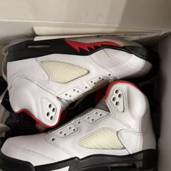 Air Jordan 5 Fire Red (2020) Size 8.5