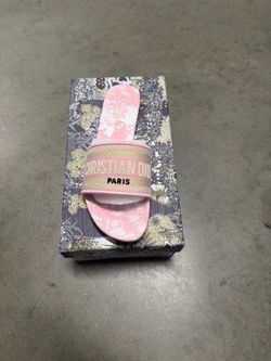 Women’s designer slides