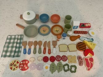 Large Wooden Play Food & Kitchen Accessory Set