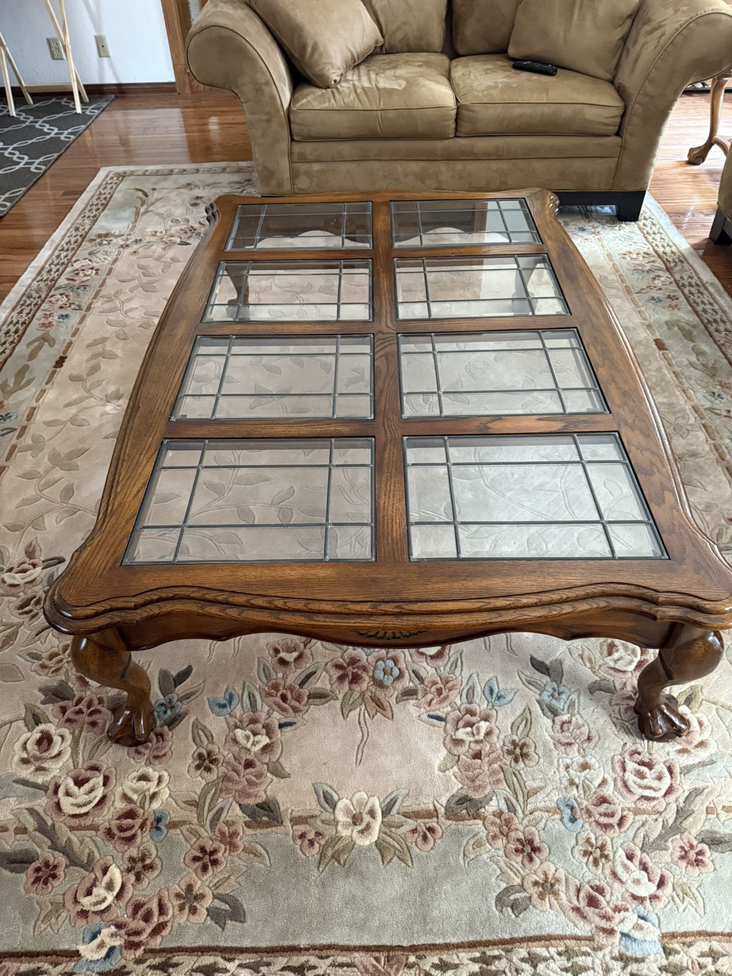 Coffee Table, 2 Side Tables, 2 Lamps