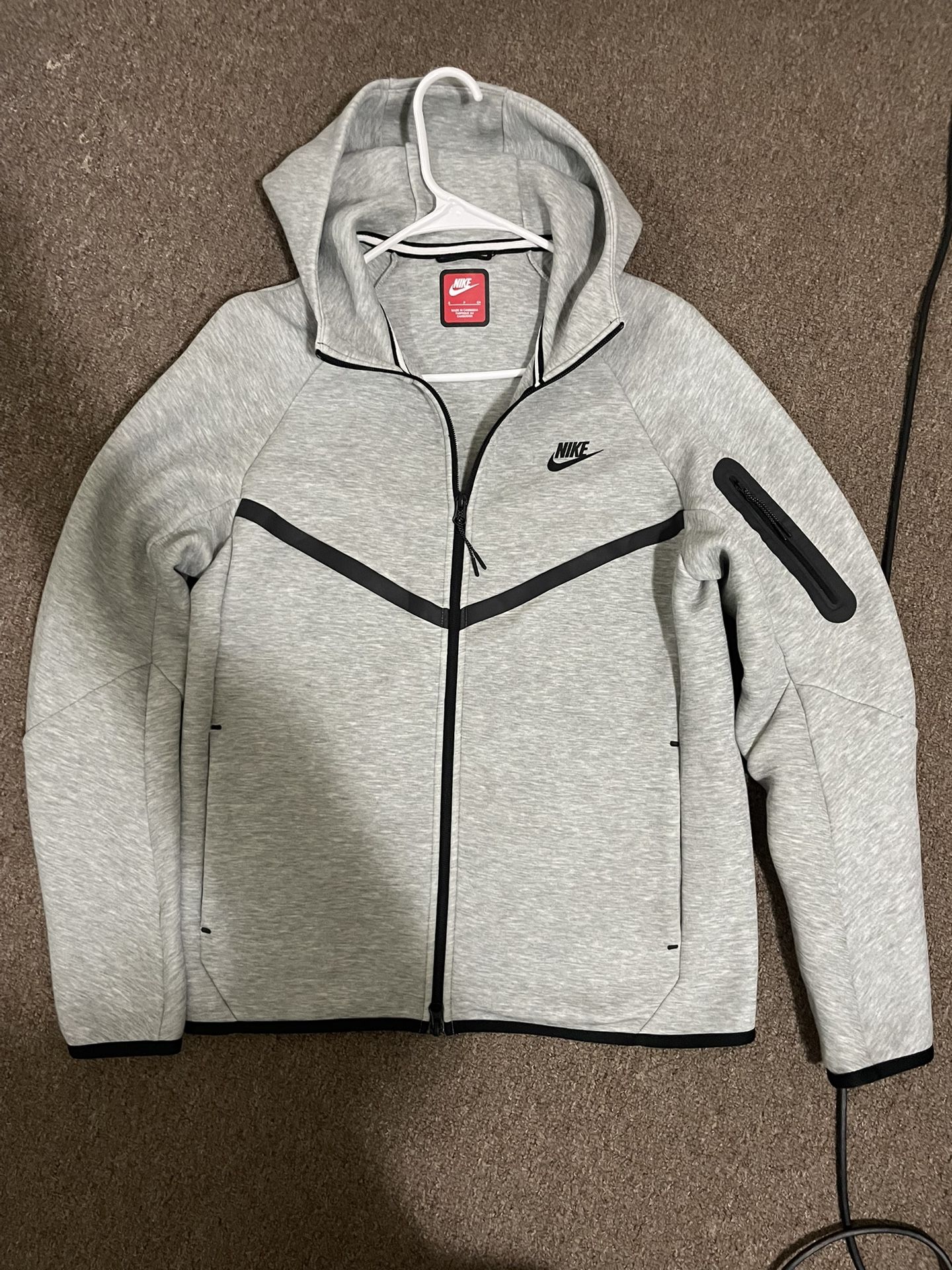 Grey Nike Tech Size S Good Condition