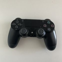 Sony PS4 DualShock 4 Wireless Controller – Great Condition!