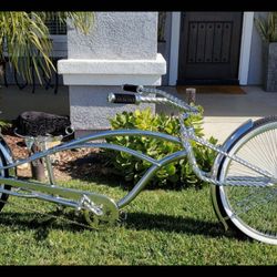 Lowrider cruiser