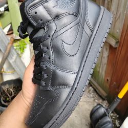 AJ 1 SIZE 9 