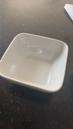 White dishes