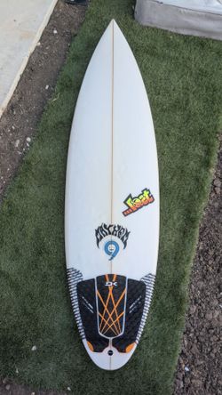 Lost Surfboard Beach Buggy 6'-2" 31L $325