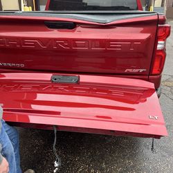 Chevy Silverado Tailgate