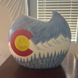 Colorado Vase 