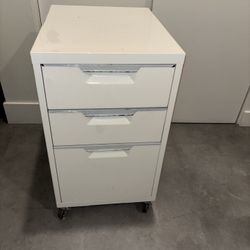 Metal rolling file cabinet