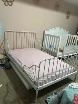 Toddler Extendable Bed and Mattress