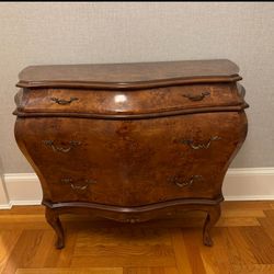 Vintage Venetian style three drawer Chest