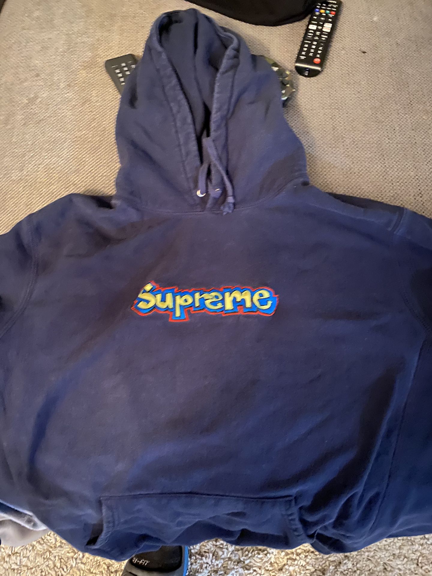 Supreme hoodie. StockX tag still on it size XL