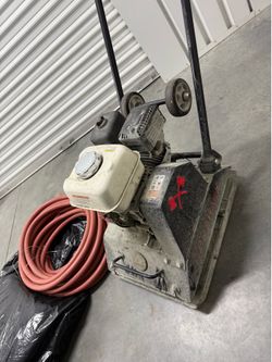 Tomahawk Plate Compactor