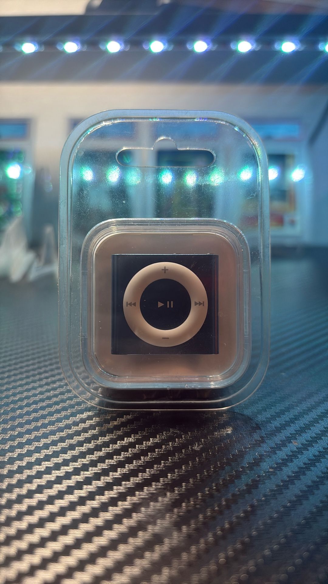 Vintage 2010 Ipod Shuffle