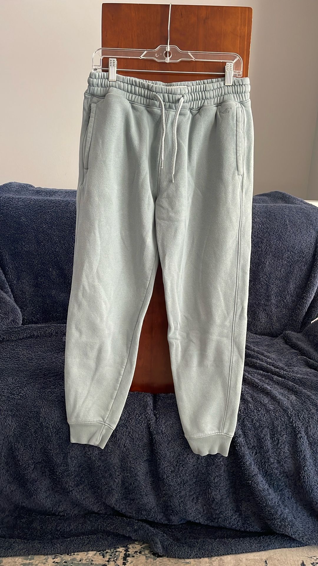 Hollister jogger sweatpants - men’s size medium