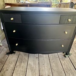 3 Drawer Dresser With Gold Knobs 