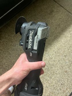Makita lxt 18v lithium ion sub compact oscillating multi tool