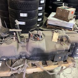 Fuel tank f250